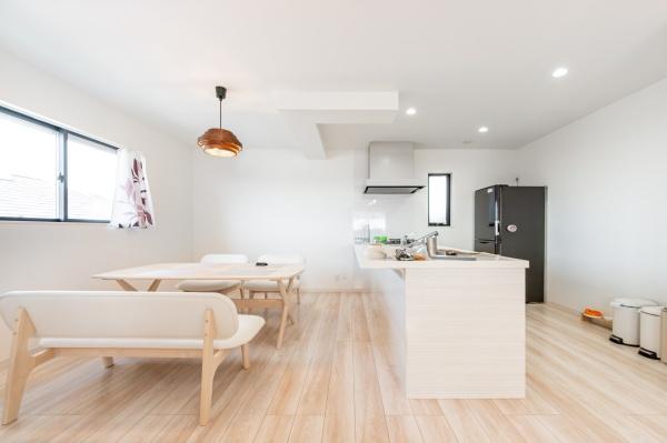 横浜市磯子区森４丁目の中古一戸建て