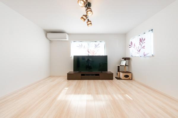 横浜市磯子区森４丁目の中古一戸建て