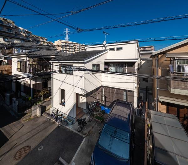 横浜市神奈川区西大口の中古一戸建