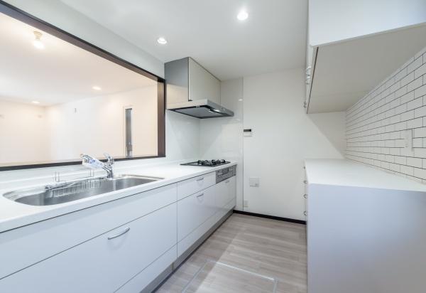 横浜市神奈川区三枚町の中古一戸建て