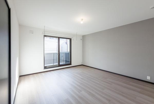 横浜市神奈川区三枚町の中古一戸建て