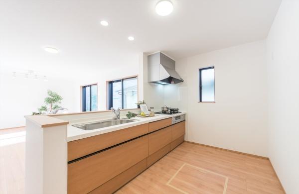 藤沢市西富２丁目の新築一戸建