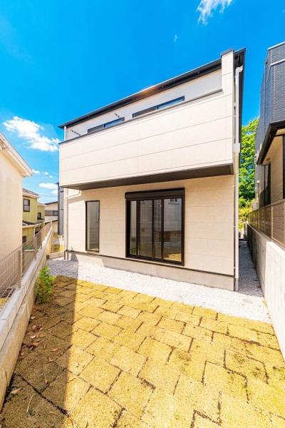 藤沢市天神町３丁目の新築一戸建