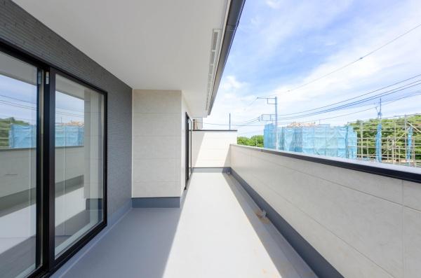 藤沢市本藤沢２丁目の新築一戸建
