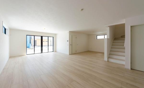 藤沢市本藤沢２丁目の新築一戸建