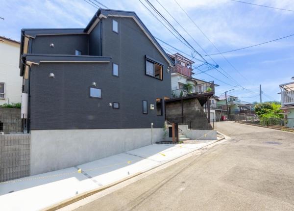 横浜市南区六ツ川２丁目の新築一戸建