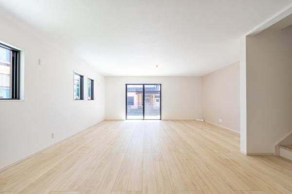 茅ヶ崎市柳島２丁目の新築一戸建