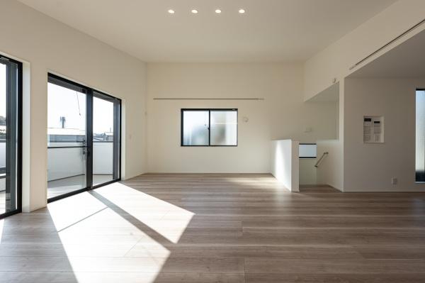 横浜市金沢区富岡東１丁目の新築一戸建