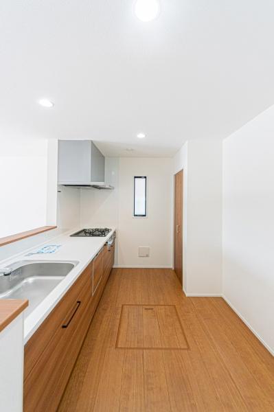 藤沢市白旗４丁目の新築一戸建