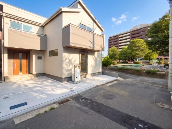 横浜市鶴見区寛政町の新築一戸建