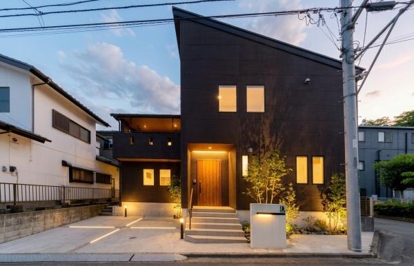 座間市入谷東３丁目の中古一戸建