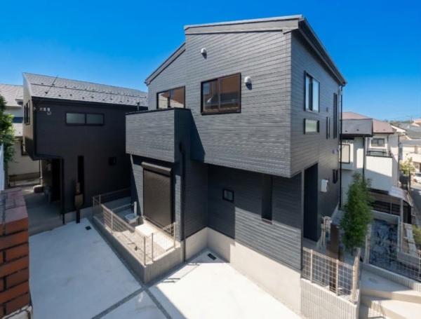 横浜市南区中里４丁目の新築一戸建