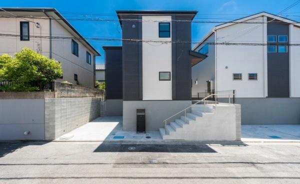 逗子市池子２丁目の新築一戸建