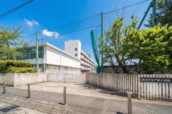 横浜市西区戸部町３丁目の新築一戸建(横浜市立戸部小学校)