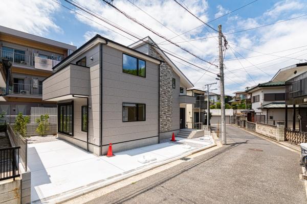 横浜市鶴見区梶山１丁目の新築一戸建