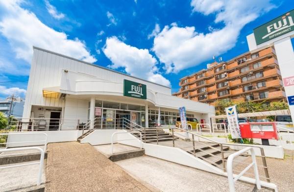 横浜市港南区日野８丁目の新築一戸建(Fuji野庭店)