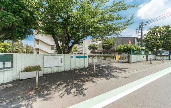 横浜市磯子区洋光台６丁目の新築一戸建(横浜市立洋光台第四小学校)