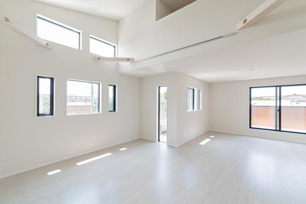 茅ヶ崎市高田１丁目の新築一戸建