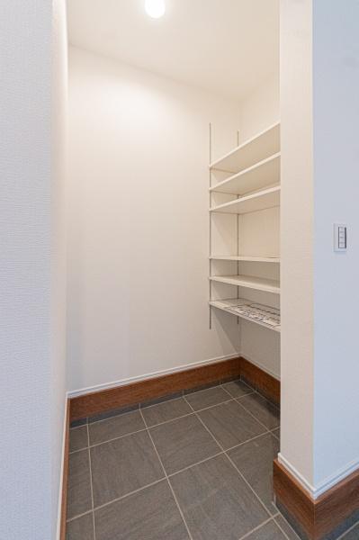 藤沢市本藤沢２丁目の新築一戸建