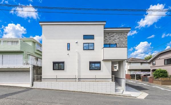 藤沢市善行２丁目の新築一戸建