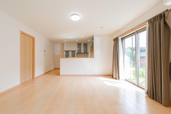 平塚市東真土１丁目の中古一戸建