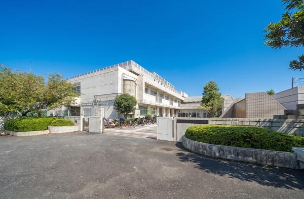 レイディアントシティ横濱カルティエ３(横浜市立釜利谷中学校)