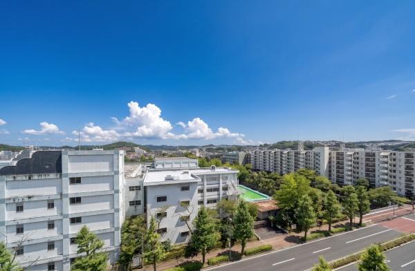 パークホームズ横浜本郷台リバーサイドヴィラ　ＴＨＥＥＡＳＴ