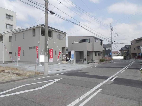 刈谷市半城土中町３丁目の新築一戸建