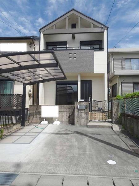 豊明市新田町子持松前の中古一戸建
