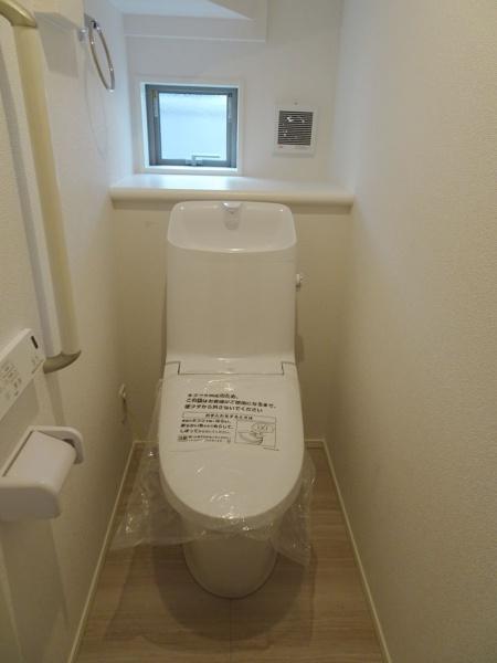 高浜市屋敷町３丁目の新築一戸建