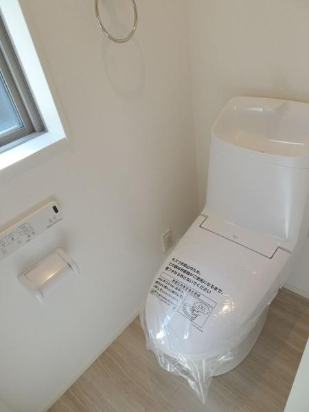 高浜市屋敷町３丁目の新築一戸建