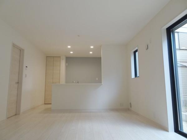 刈谷市小山町３丁目の新築一戸建
