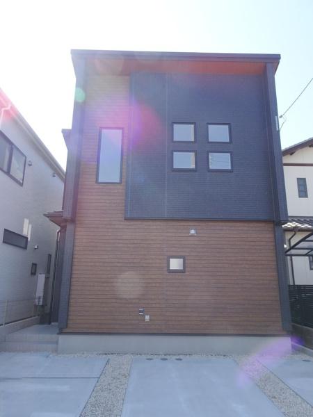 高浜市向山町１丁目の新築一戸建