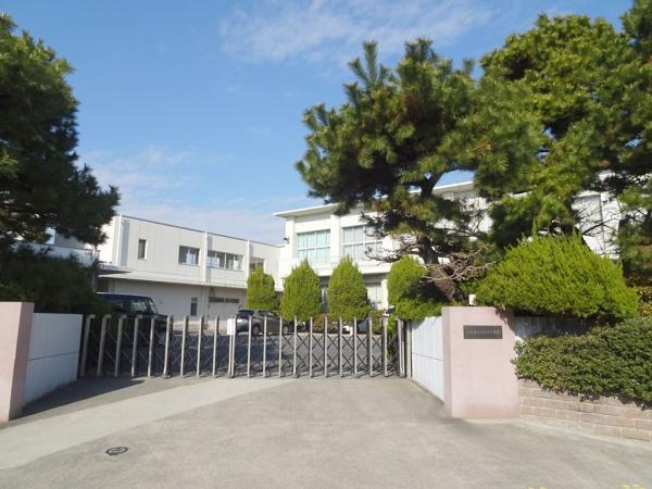 刈谷市小垣江町下半ノ木の土地(刈谷市立小垣江小学校)