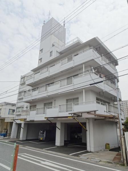 マンション中央