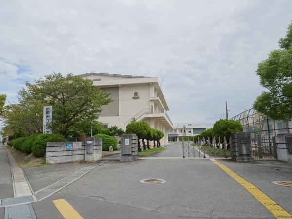 碧南市沢渡町の土地(碧南市立南中学校)