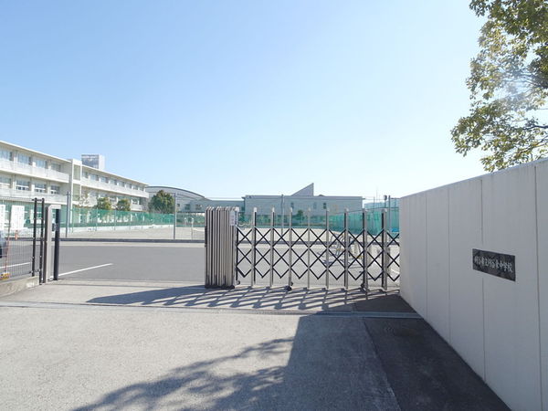 刈谷市寺横町3丁目の新築一戸建(刈谷市立刈谷東中学校)