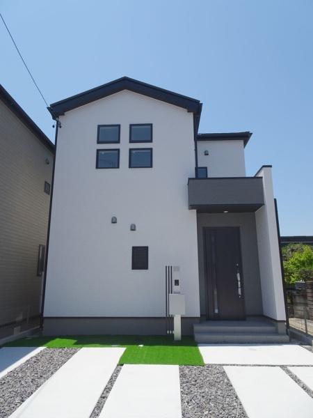 高浜市呉竹町４丁目の新築一戸建