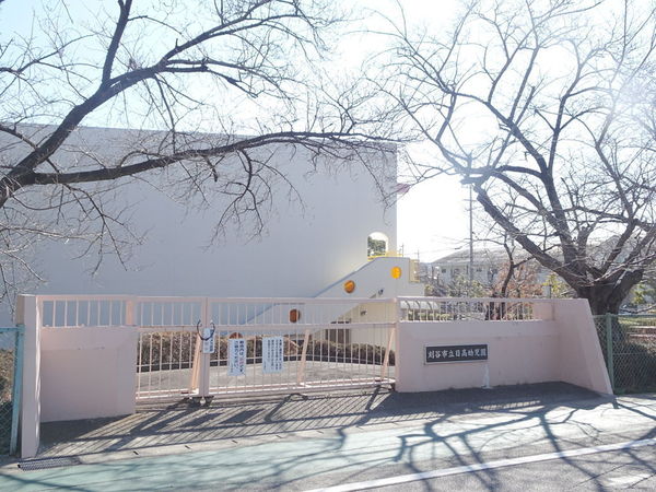 刈谷市中手町2丁目の新築一戸建(刈谷市立日高幼児園)