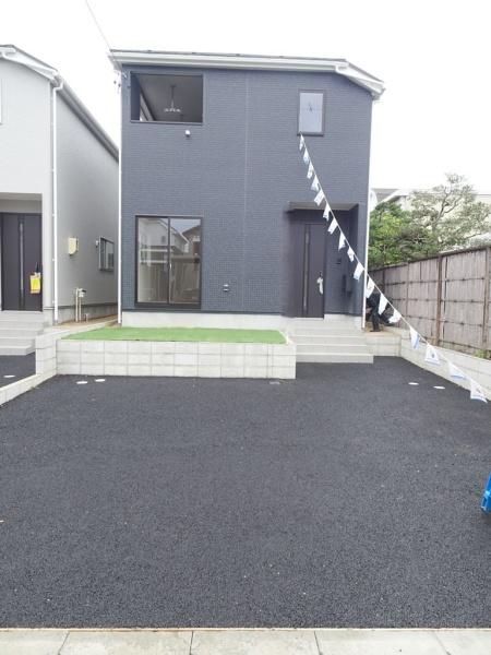 知立市昭和4丁目の新築一戸建(駐車場)