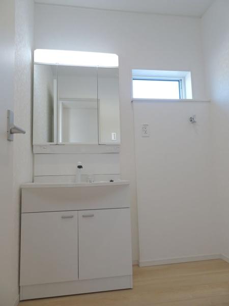 刈谷市小垣江町鴻田の新築一戸建