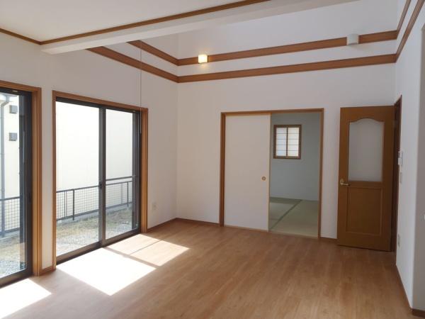 安城市里町１丁目の中古一戸建