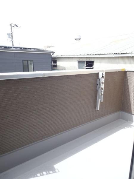 知立市牛田1丁目の新築一戸建(バルコニー)