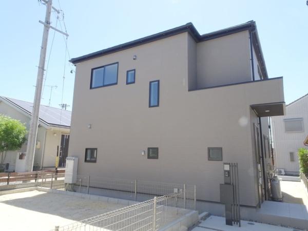 安城市赤松町新屋敷の新築一戸建