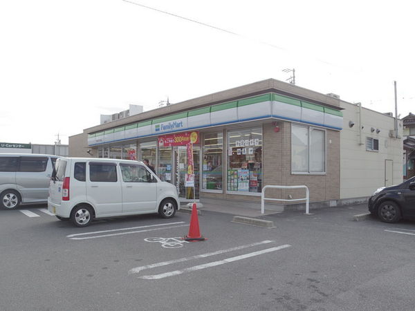 刈谷市築地町２丁目の新築一戸建(ファミリーマート刈谷市かりがね店)