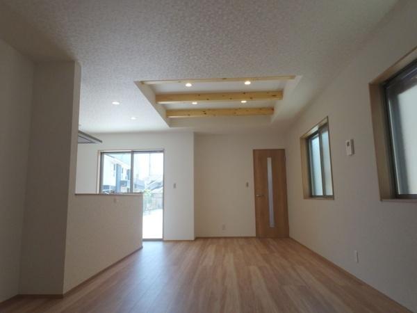 安城市東町屋敷の新築一戸建