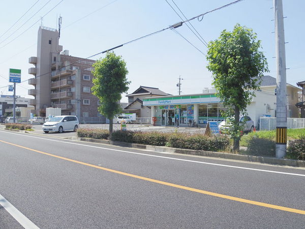 刈谷市一ツ木町鵜島の中古一戸建て(ファミリーマート一ツ木町店)