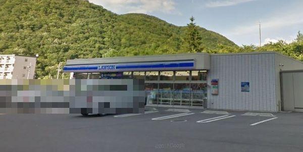 シルフィードドゥ唐櫃(ローソン神戸有野町唐櫃店)