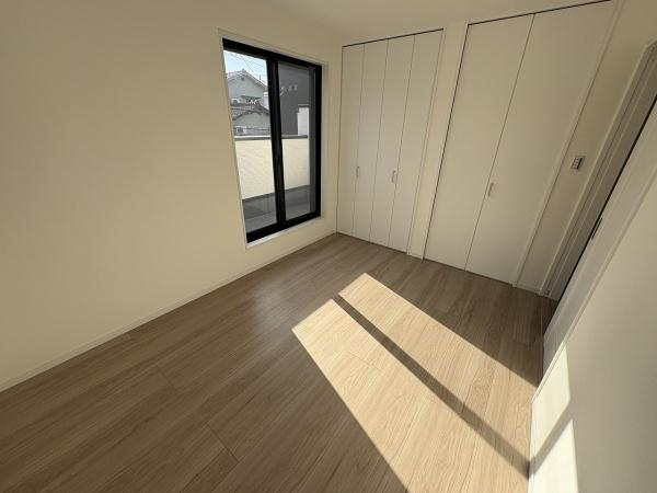新築戸建て(洋室)