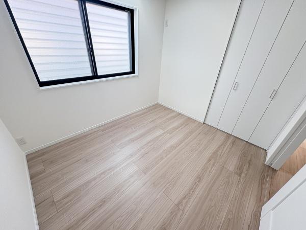 新築戸建て(洋室)